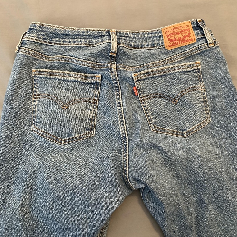 Levi's Superlow Boot Jeans Womens 30x32 Light Low Rise Bootcut Stretch Denim - Picture 11 of 12